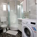 In Okrug Gornji With Sea View, Terrace, Air Conditioning, Wifi 5059-2 Lejlighed *