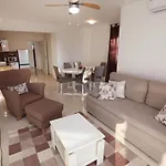 In Okrug Gornji With Sea View, Terrace, Air Conditioning, Wifi 5059-2 Lejlighed Trogir