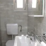 In Okrug Gornji With Sea View, Terrace, Air Conditioning, Wifi 5059-2 Lejlighed