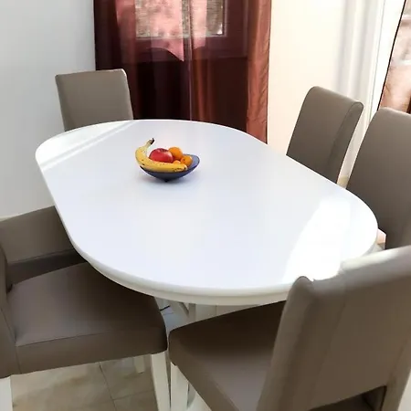 In Okrug Gornji With Sea View, Terrace, Air Conditioning, Wifi 5059-2 トロギール