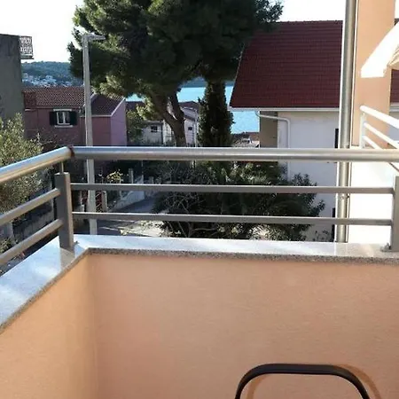In Okrug Gornji With Sea View, Terrace, Air Conditioning, Wifi 5059-2 *