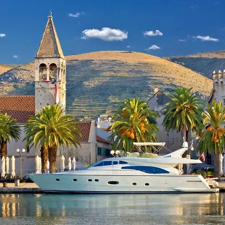 In Okrug Gornji With Sea View, Terrace, Air Conditioning, Wifi 5059-2 Trogir