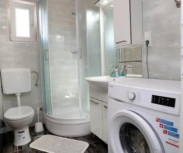 In Okrug Gornji With Sea View, Terrace, Air Conditioning, Wifi 5059-2 Appartement *