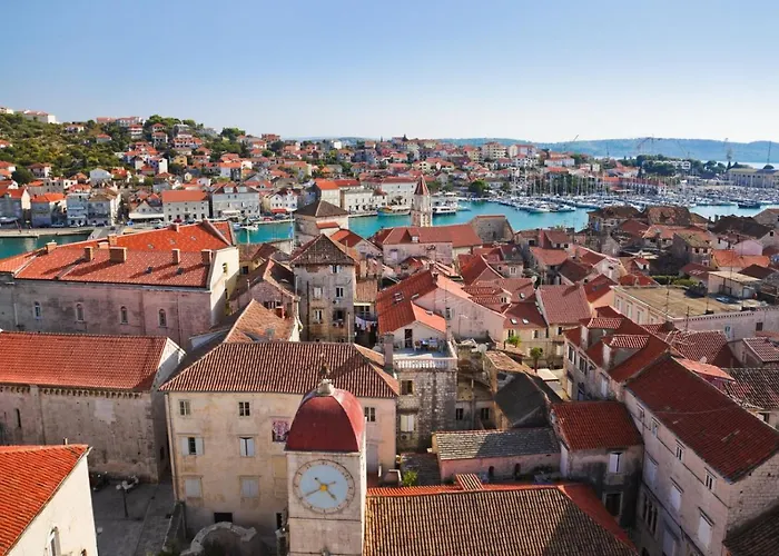 In Okrug Gornji With Sea View, Terrace, Air Conditioning, Wifi 5059-2 * Trogir