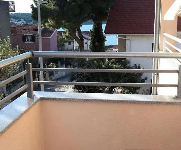 In Okrug Gornji With Sea View, Terrace, Air Conditioning, Wifi 5059-2 *