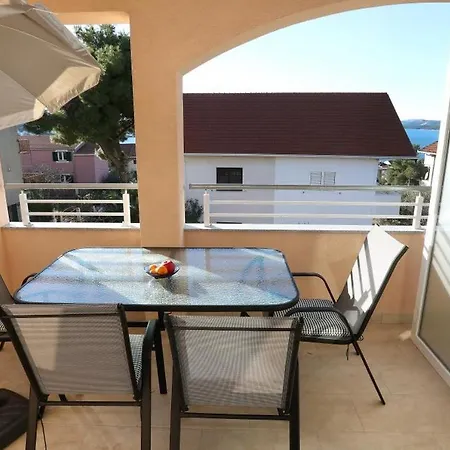 In Okrug Gornji With Sea View, Terrace, Air Conditioning, Wifi 5059-2 *