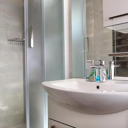 In Okrug Gornji With Sea View, Terrace, Air Conditioning, Wifi 5059-2